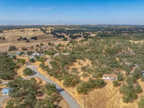 View/Area - 19600 Sunshine Dr, Red Bluff, CA 96080 photo 4 of 6