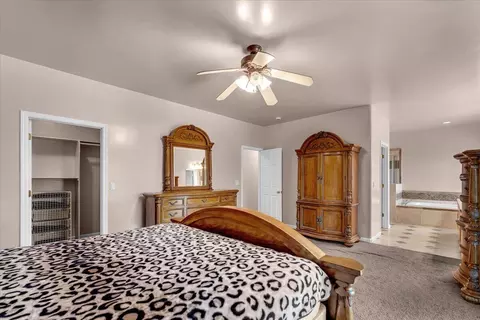 Bedroom - 19600 Sunshine Dr, Red Bluff, CA 96080 photo 2 of 7