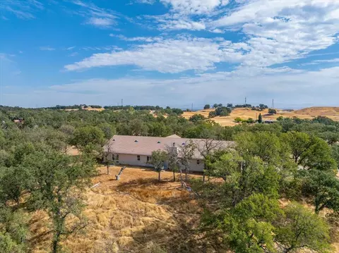View/Area - 19600 Sunshine Dr, Red Bluff, CA 96080 photo 5 of 6