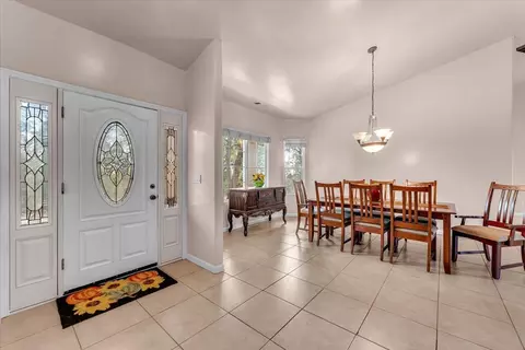 Entry Way - 19600 Sunshine Dr, Red Bluff, CA 96080 photo 2 of 5