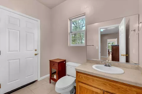 Entry Way - 19600 Sunshine Dr, Red Bluff, CA 96080 photo 5 of 5