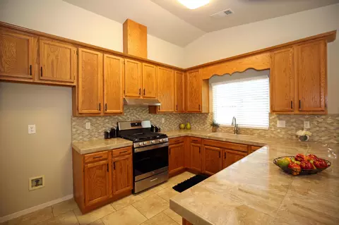 Kitchen - 3591 Adams Ln, Redding, CA 96002 photo 1 of 2