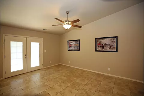 Living - 3591 Adams Ln, Redding, CA 96002 photo 2 of 2