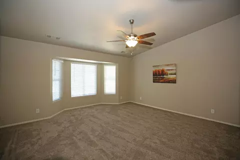Living - 3591 Adams Ln, Redding, CA 96002 photo 1 of 2