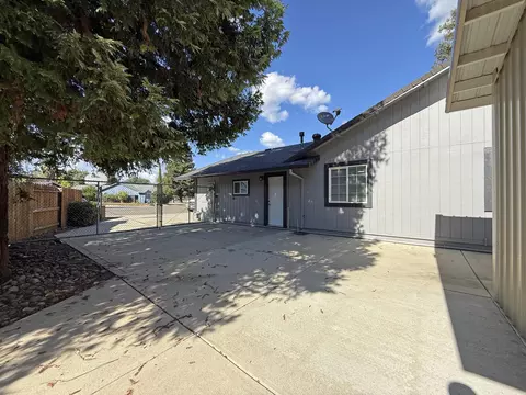 Exterior - 3591 Adams Ln, Redding, CA 96002 photo 4 of 4