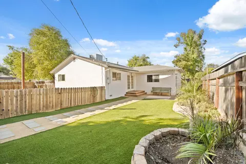 Exterior - 2041 Jupiter Ter, Redding, CA 96002 photo 6 of 10