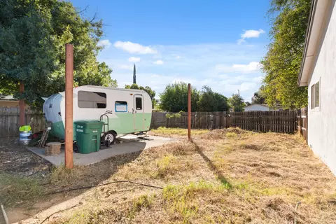 Exterior - 2041 Jupiter Ter, Redding, CA 96002 photo 5 of 10