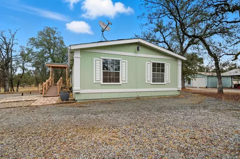 Exterior - 11577 Palo Duro Rd, Redding, CA 96003 photo 17 of 21