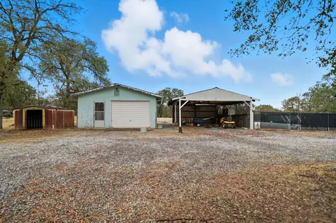 Exterior - 11577 Palo Duro Rd, Redding, CA 96003 photo 11 of 21