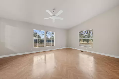 Living - 11577 Palo Duro Rd, Redding, CA 96003 photo 7 of 7