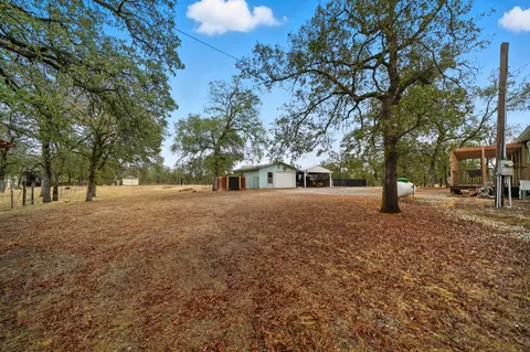 Exterior - 11577 Palo Duro Rd, Redding, CA 96003 photo 14 of 21