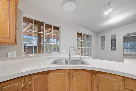 Kitchen - 11577 Palo Duro Rd, Redding, CA 96003 photo 3 of 5