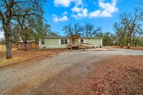 Exterior - 11577 Palo Duro Rd, Redding, CA 96003 photo 18 of 21