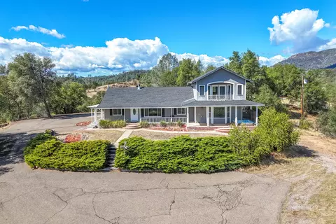 22129 Elk Trl, Redding, CA 96003