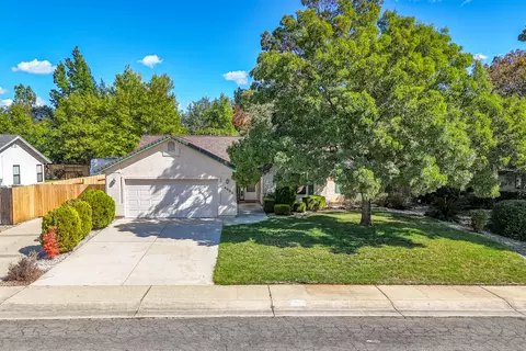 Exterior - 4453 Rose Terrace Dr, Redding, CA 96001 photo 19 of 21