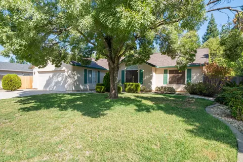 4453 Rose Terrace Dr, Redding, CA 96001