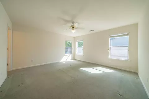Bedroom - 4453 Rose Terrace Dr, Redding, CA 96001 photo 5 of 7