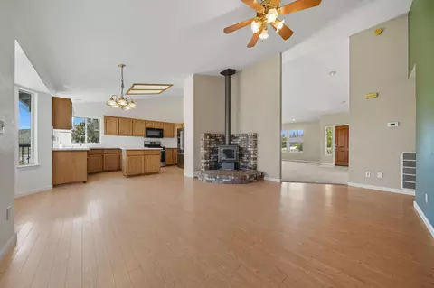 11361 Tanstaafl Ln, Redding, CA 96001 photo 8