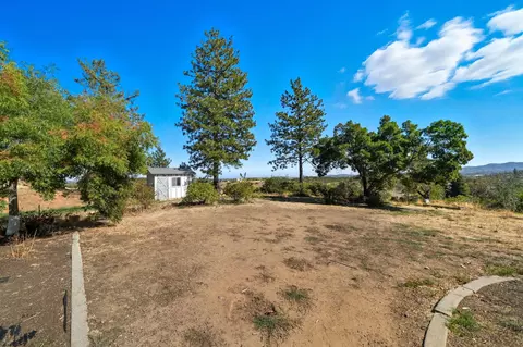 11361 Tanstaafl Ln, Redding, CA 96001 photo 35