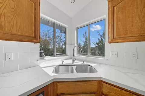 11361 Tanstaafl Ln, Redding, CA 96001 photo 12