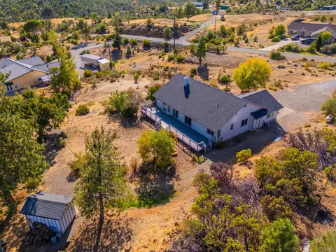 11361 Tanstaafl Ln, Redding, CA 96001 photo 38