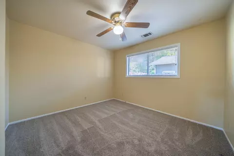 Bedroom - 1153 Ruthie Ln, Redding, CA 96002 photo 3 of 3