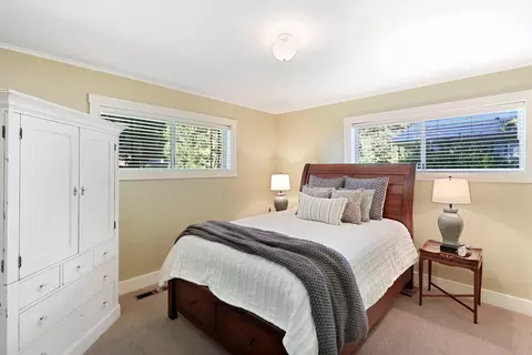 Bedroom - 521 Wetzel Dr, Mccloud, CA 96057 photo 1 of 9