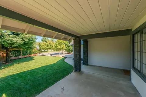 Exterior - 3475 Oak Haven Ct, Redding, CA 96002 photo 8 of 22