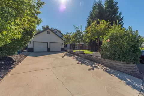 Exterior - 3475 Oak Haven Ct, Redding, CA 96002 photo 21 of 22