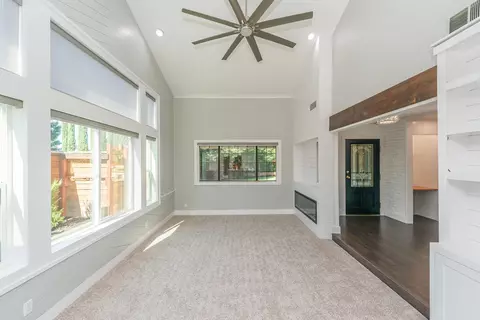 Living - 3475 Oak Haven Ct, Redding, CA 96002 photo 3 of 14