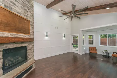 Living - 3475 Oak Haven Ct, Redding, CA 96002 photo 12 of 14
