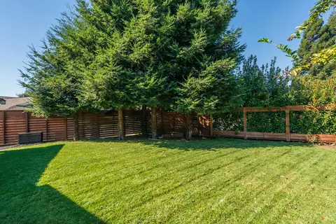 Exterior - 3475 Oak Haven Ct, Redding, CA 96002 photo 4 of 22