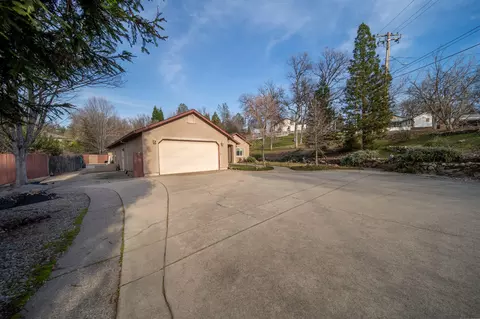 19192 Hollow Ln, Redding, CA 96003 photo 40