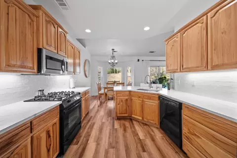 19192 Hollow Ln, Redding, CA 96003 photo 5