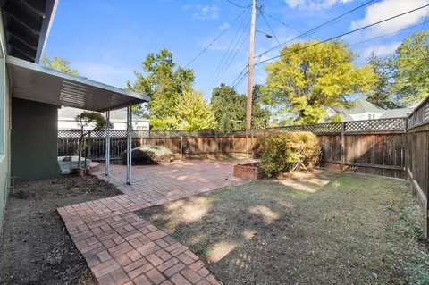 2349 California St, Redding, CA 96001 photo 23