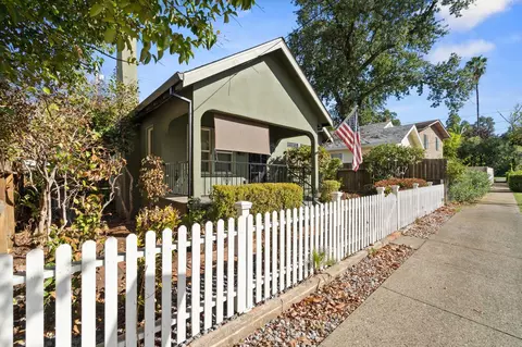 2349 California St, Redding, CA 96001 photo 29
