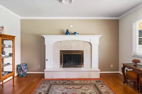 Living - 60 Rose Ln, Redding, CA 96003 photo 6 of 6