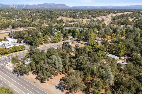 View/Area - 60 Rose Ln, Redding, CA 96003 photo 3 of 6