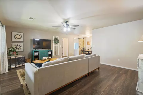20481 Womack Rd, Red Bluff, CA 96080 photo 2