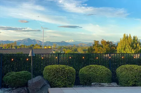 654 Rogue River Way, Redding, CA 96003 photo 50