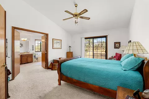 Bedroom - 14420 Mesa Ct, Red Bluff, CA 96080 photo 1 of 6