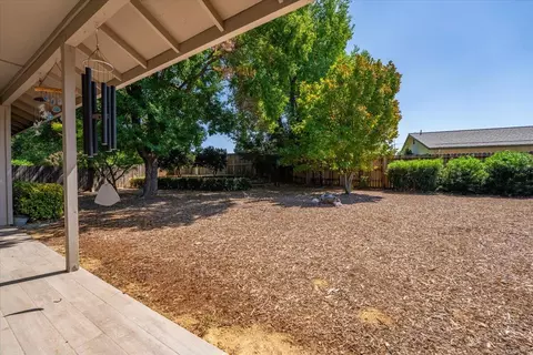 Exterior - 6518 Mullen Pkwy, Redding, CA 96001 photo 3 of 6