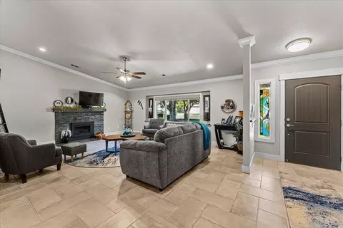 Entry Way - 6518 Mullen Pkwy, Redding, CA 96001 photo 1 of 1