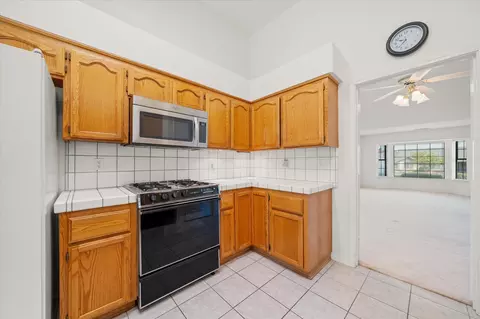 2733 Crystal Tree Dr, Redding, CA 96001 photo 15