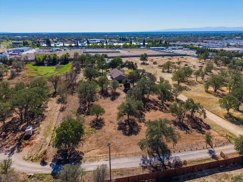 10095 Frazier Rd, Redding, CA 96003 photo 36