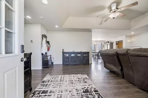 10095 Frazier Rd, Redding, CA 96003 photo 5