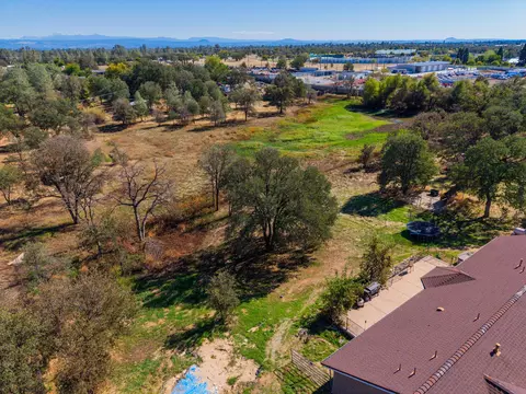 10095 Frazier Rd, Redding, CA 96003 photo 45