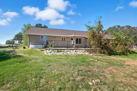 10095 Frazier Rd, Redding, CA 96003 photo 24