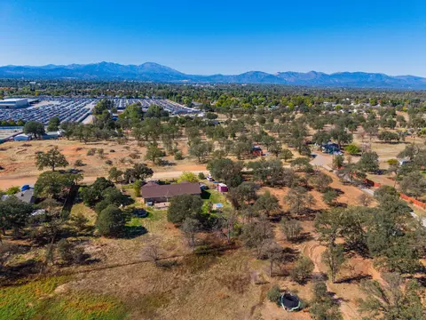 10095 Frazier Rd, Redding, CA 96003 photo 40