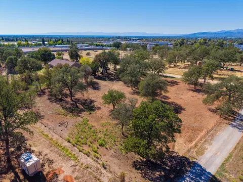 10095 Frazier Rd, Redding, CA 96003 photo 37